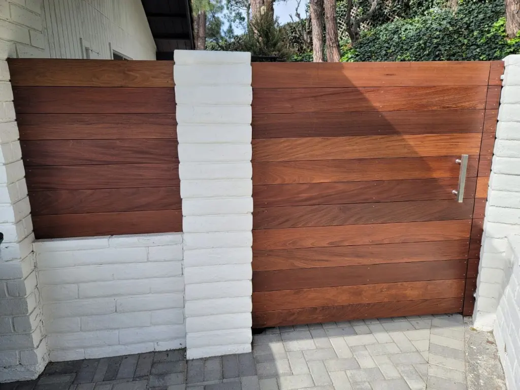 Horizontal wood fence and gate